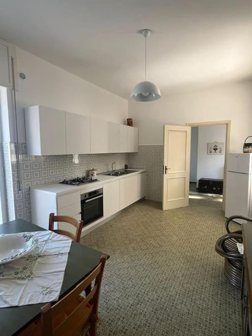 Villa Bouganville 2 אוסטוני מראה חיצוני תמונה